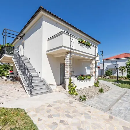 Dalibor Maison d'hôtes Baška