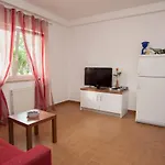 Dalibor Gostinjska kuća Baska (Krk)