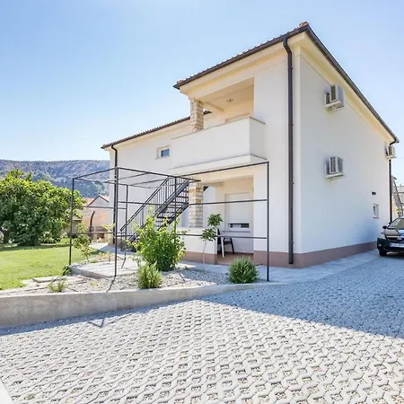 Dalibor 3* Baska (Krk)